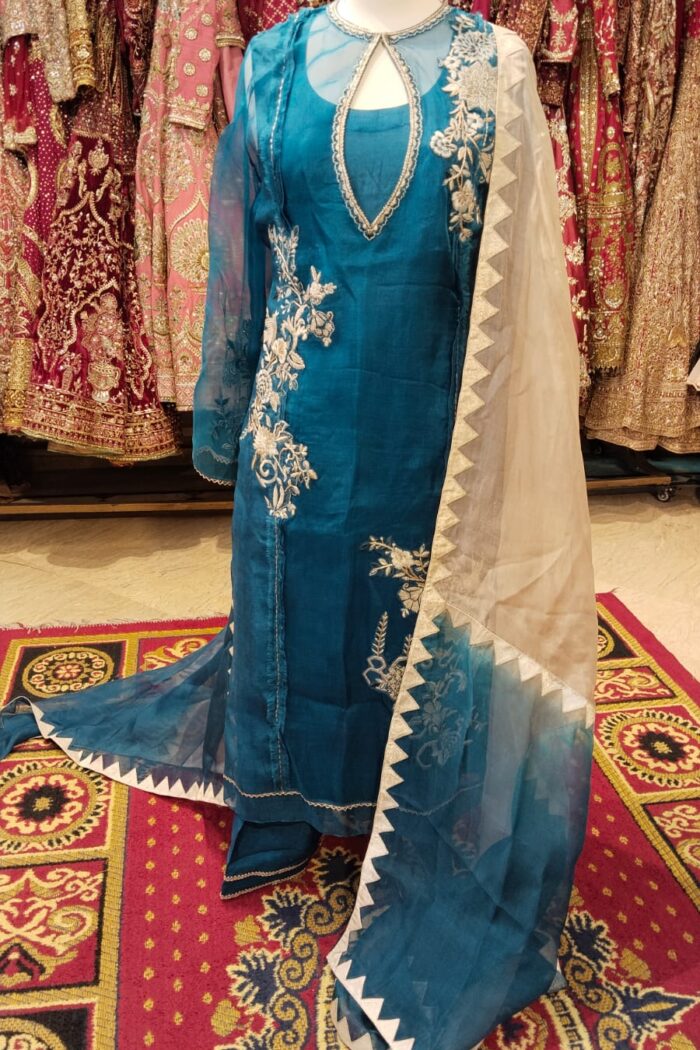 Haya and nehdiya formal for rent | SP065